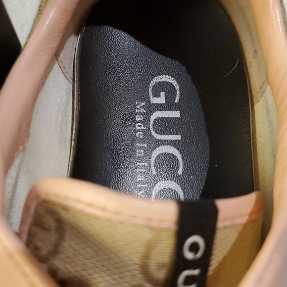 2 LOUISVUITTON & 2 GUCCI = 4 PAIRS - Picture 8 of 13